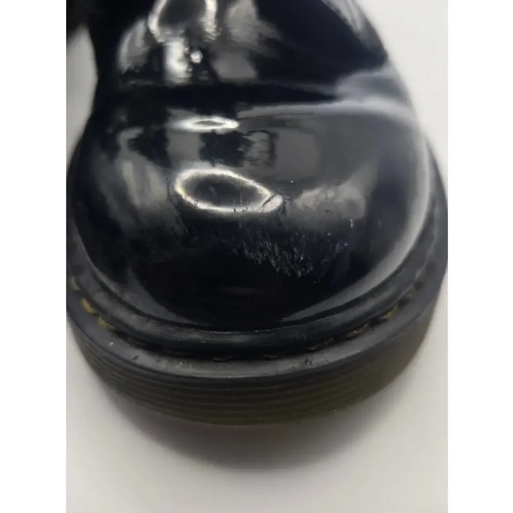 Dr. Doc Martens Glossy Black Ladies\Kids  Lace Up Size US 4-M Boots